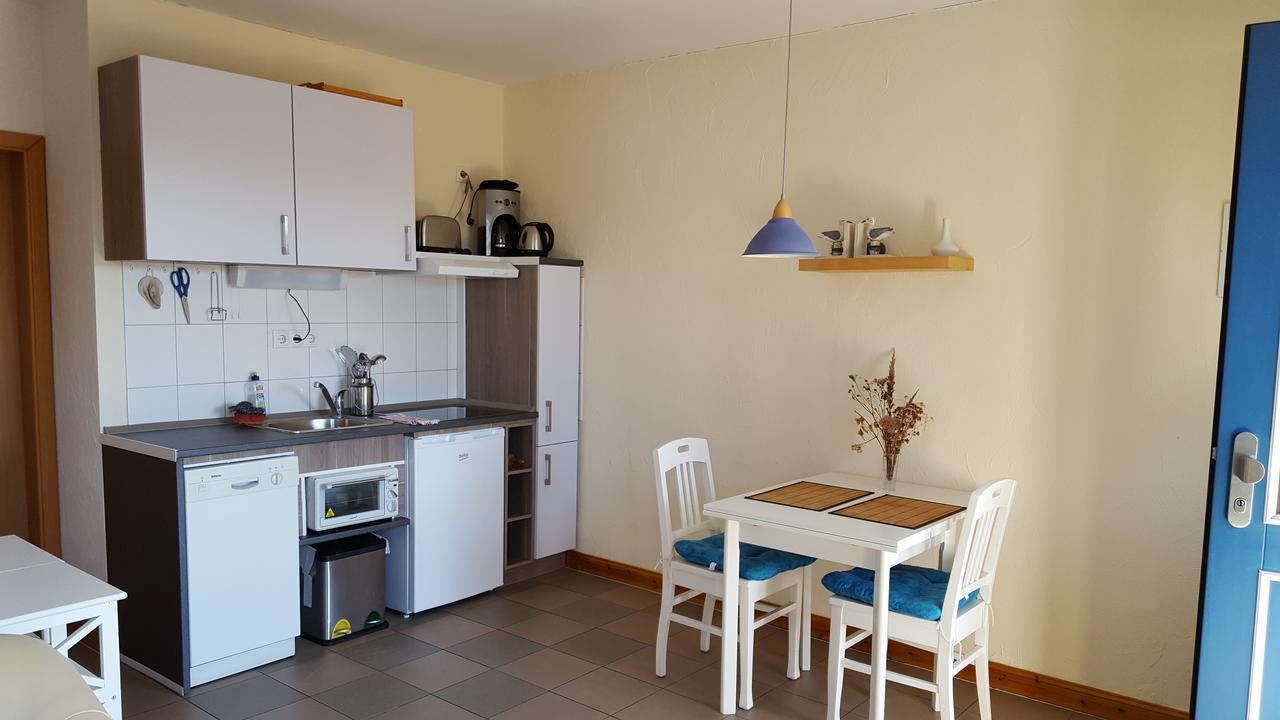 Appartement Haus Britta Ruegen à Lietzow Extérieur photo